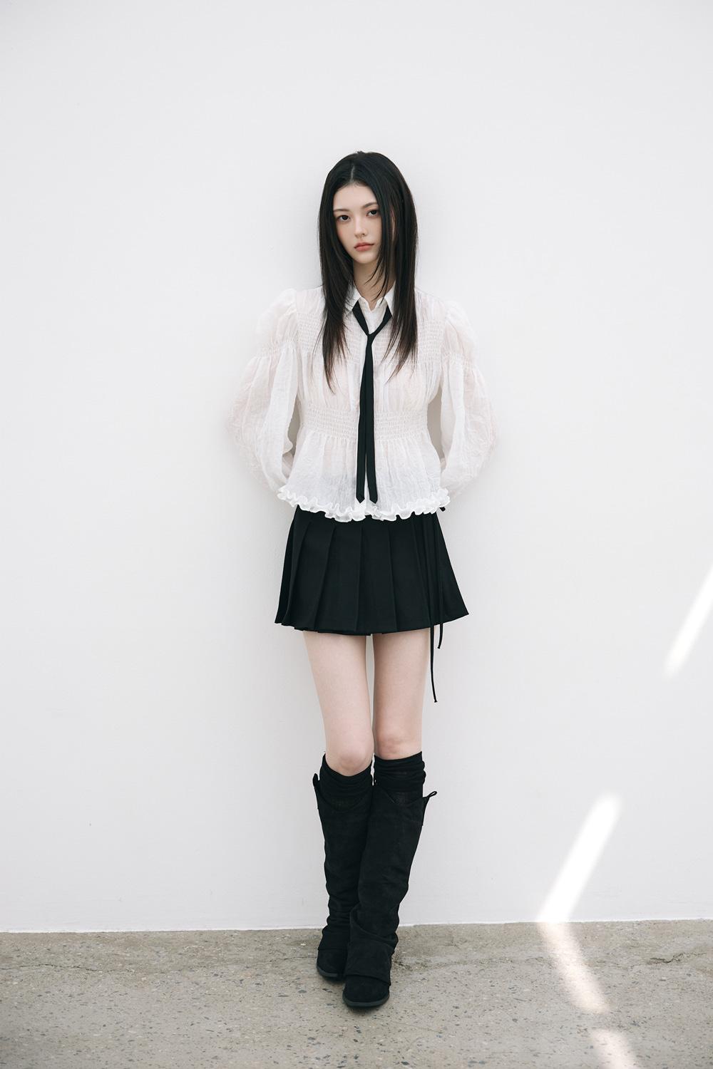 프렌치 시크 랩 스커트