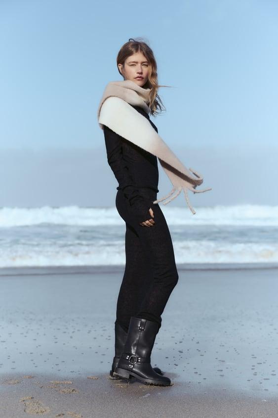 플랫 바이커 앵클부츠