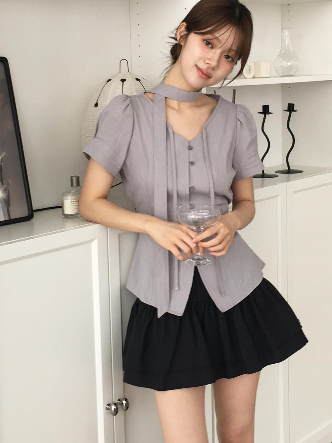 노비야카 Lavender blouse (Ivory, gray, black)