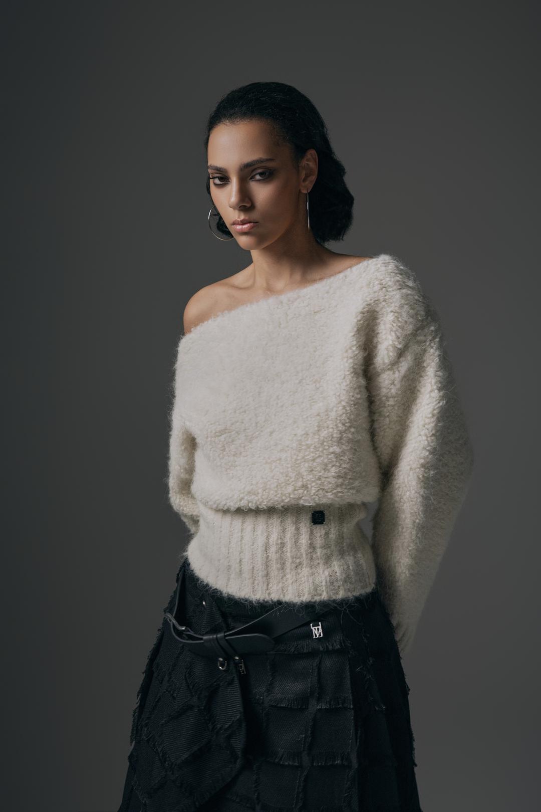 Alpaca Boucle Open Shoulder Knit [ Ivory ]