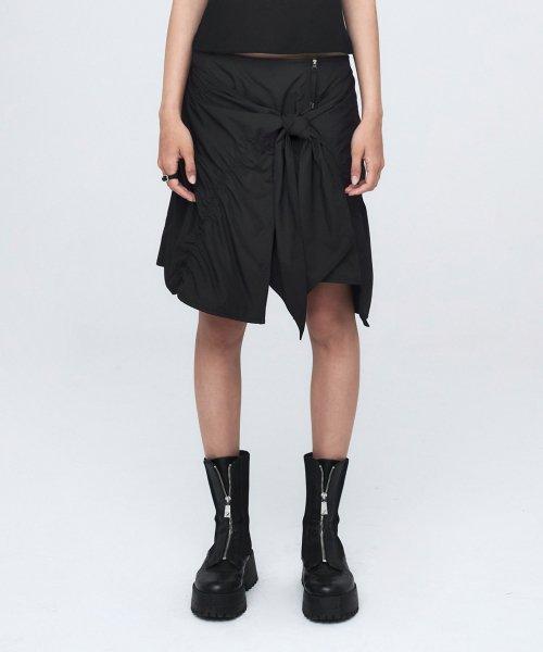 PUCKERING TIE SKIRT BLACK