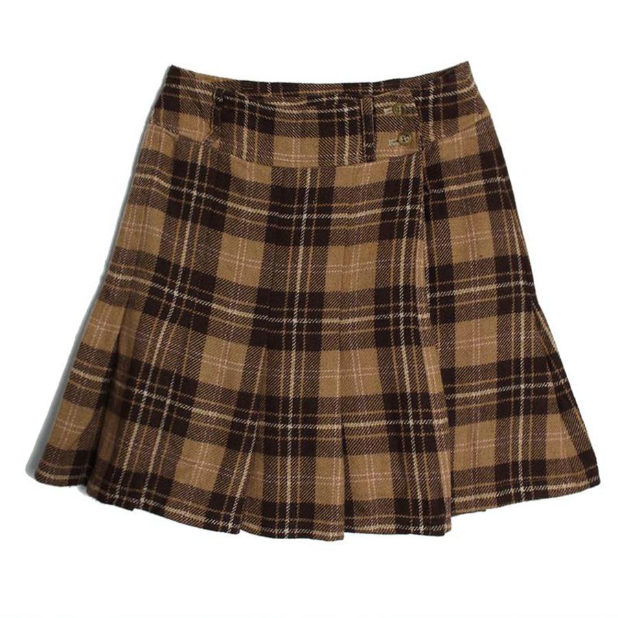CECIL MCBEE