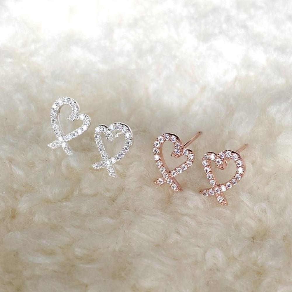 실버925 트윙클 하트 라인 큐빅 귀걸이 (실버 로즈골드)