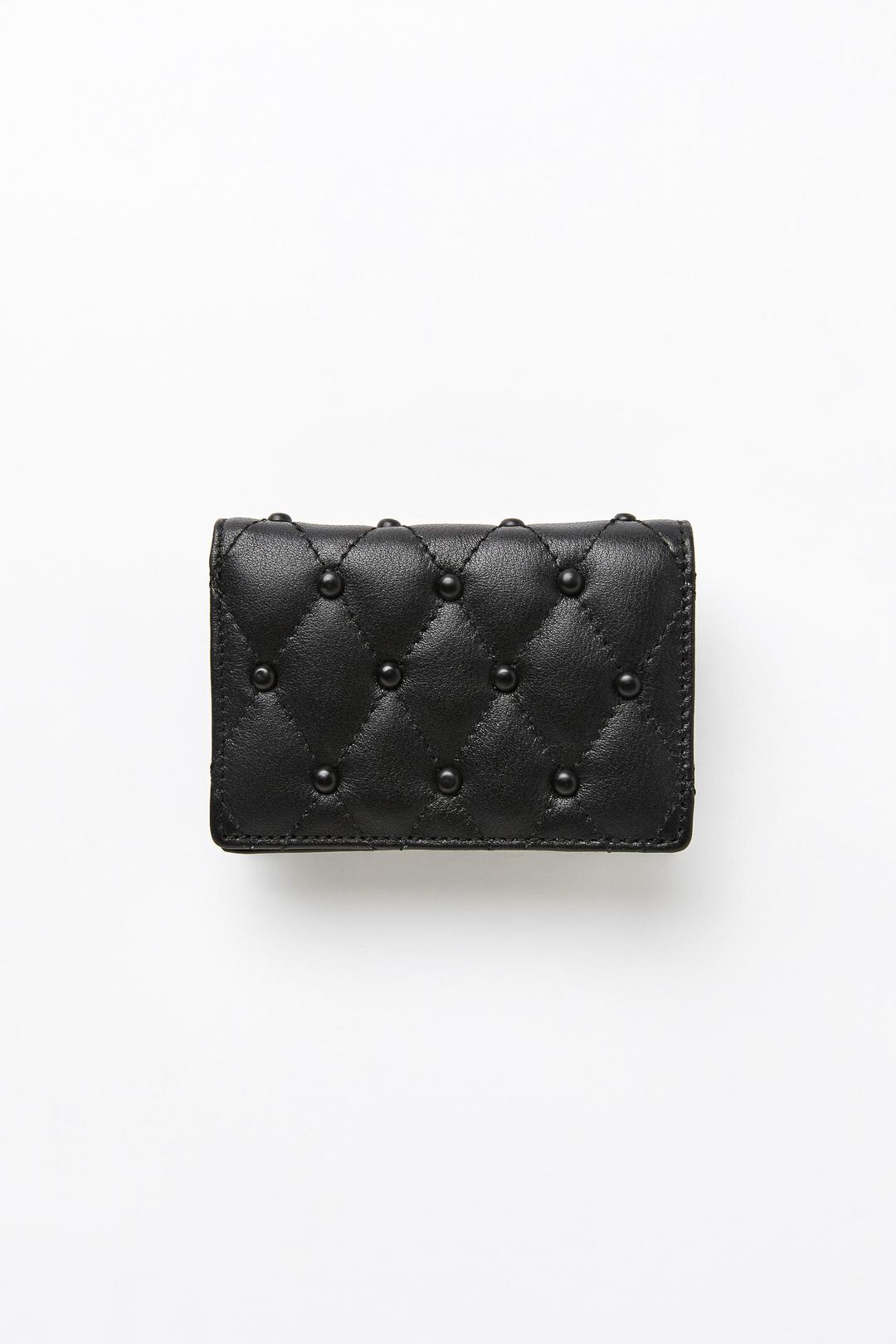Mini Stud Puff Cow Leather Wallet *Black