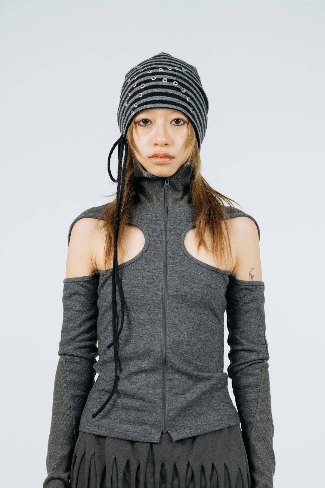 .eyelet stripe beanie
