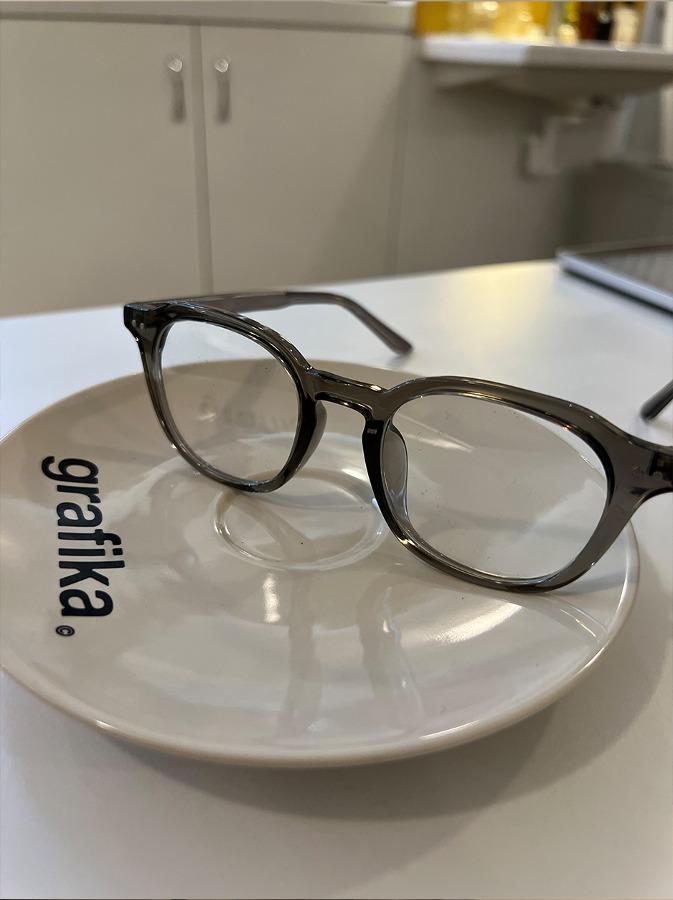 easy glasses