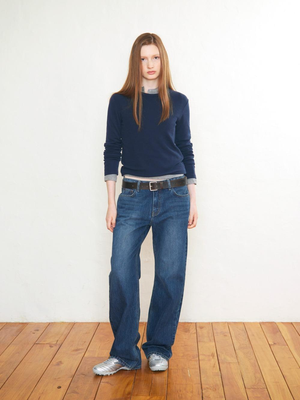 Low-Rise Straight Jeans_Navy Blue