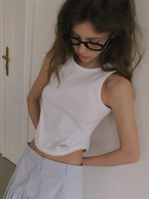HALTER NECK LACE SLEEVELESS_WHITE