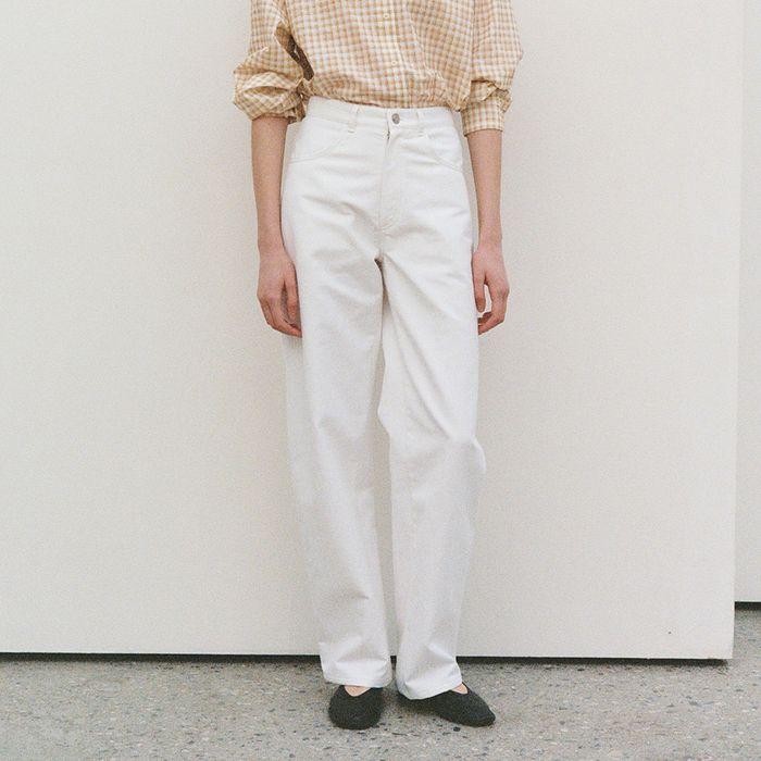 Curved herringbone cotton pants (White)
