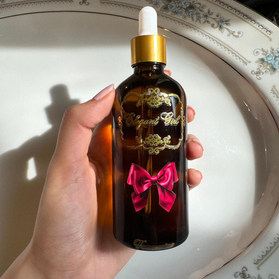 Elegant Girl Body oil