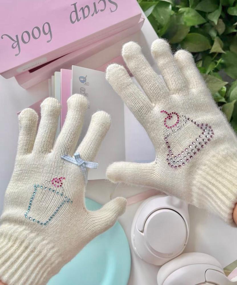 큐빅 니트 장갑 겨울 손가락 털 생일 가벼운 선물 유니크 키치 발레코어 새달바스켓