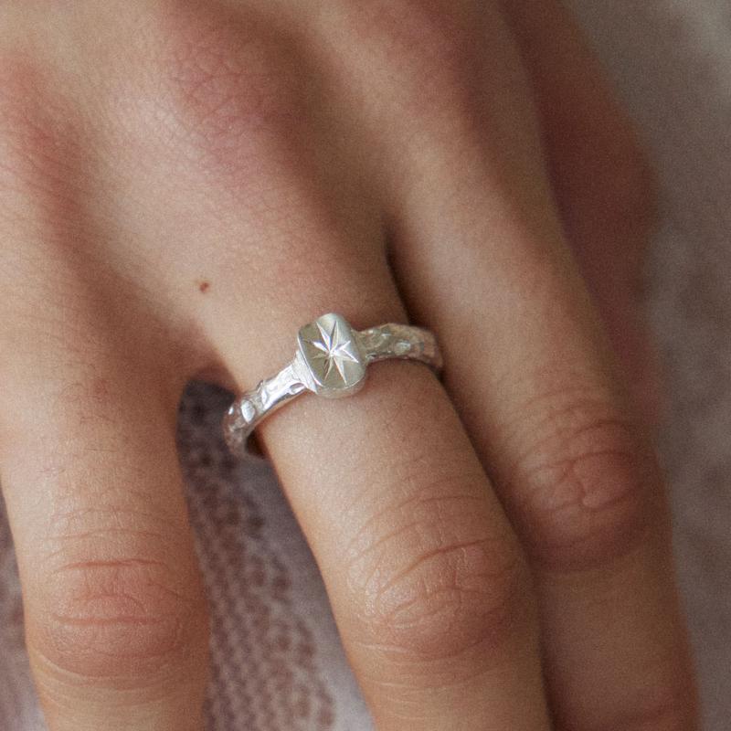 Texture Ring with Star_Silver