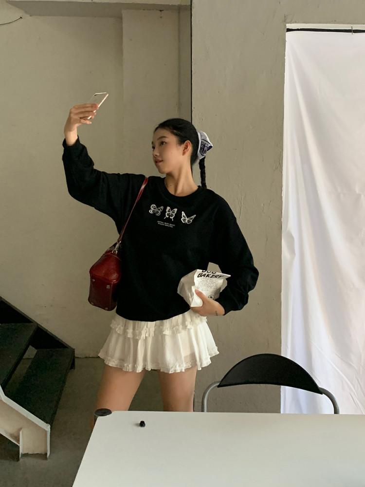 나비 라운드넥 루즈핏 맨투맨