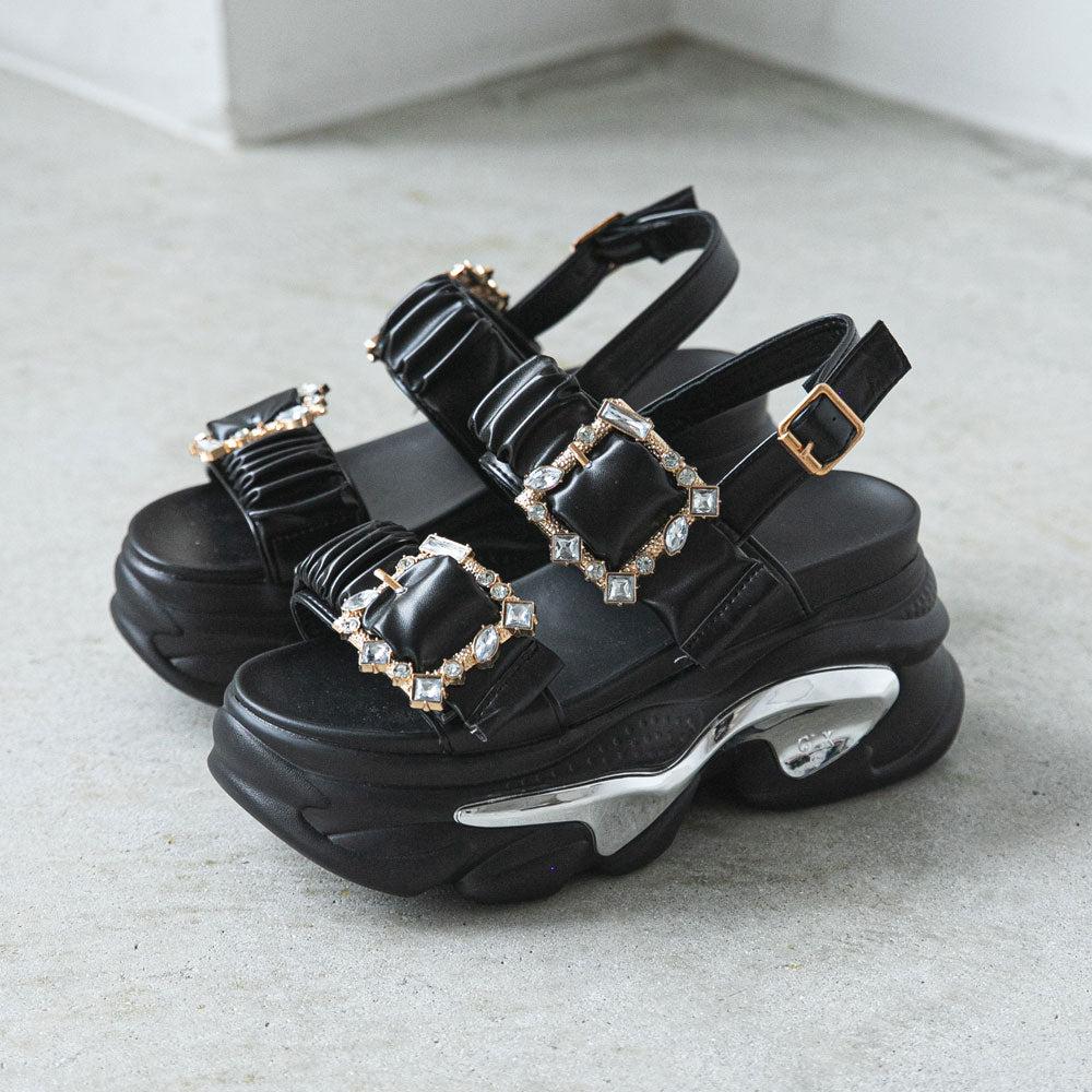 厚底キラキラビジューバックルサンダル - ブラック / 22.0cm