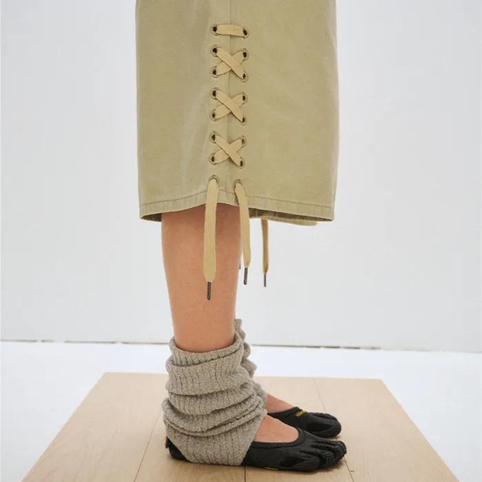 LACE-UP BERMUDA PANTS, BEIGE
