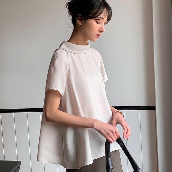 LYLA FLARE BLOUSE (PEACH)