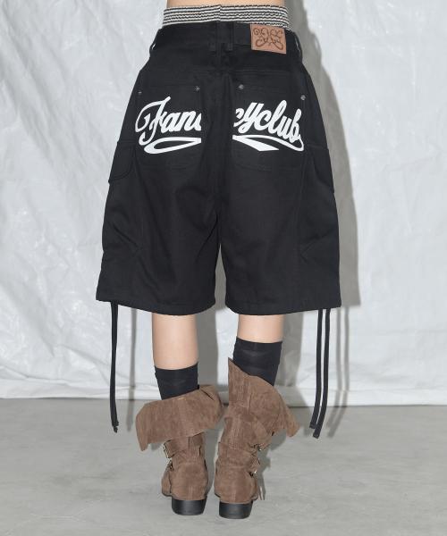 팬시클럽(FANCY CLUB)  카고 레터링 버뮤다 팬츠 (BLACK) F25QD889 - 사이즈 & 후기 | 무신사