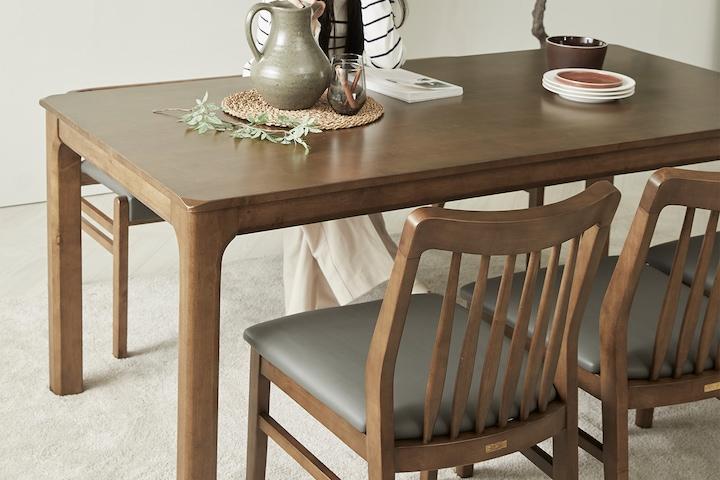 로렌 4인용 고무나무 원목 식탁 1350/1800