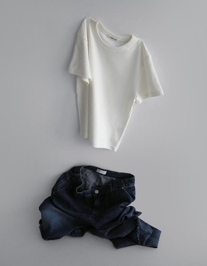 [by LAROOM｜오늘출발] 데일리티셔츠