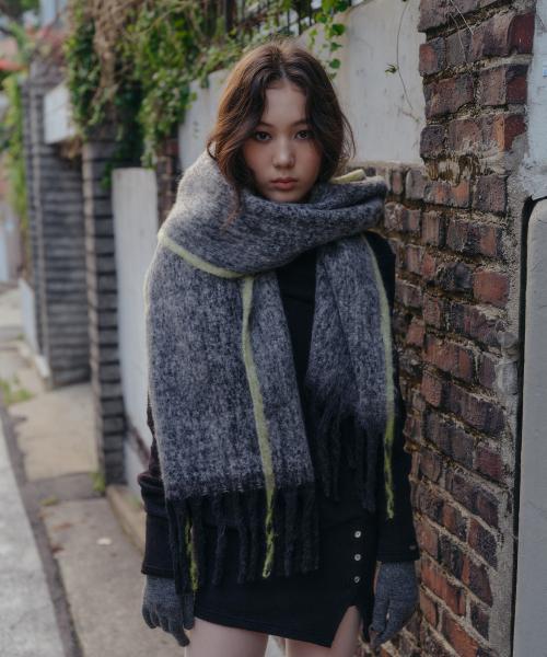 플러피 니트 머플러 - 그레이