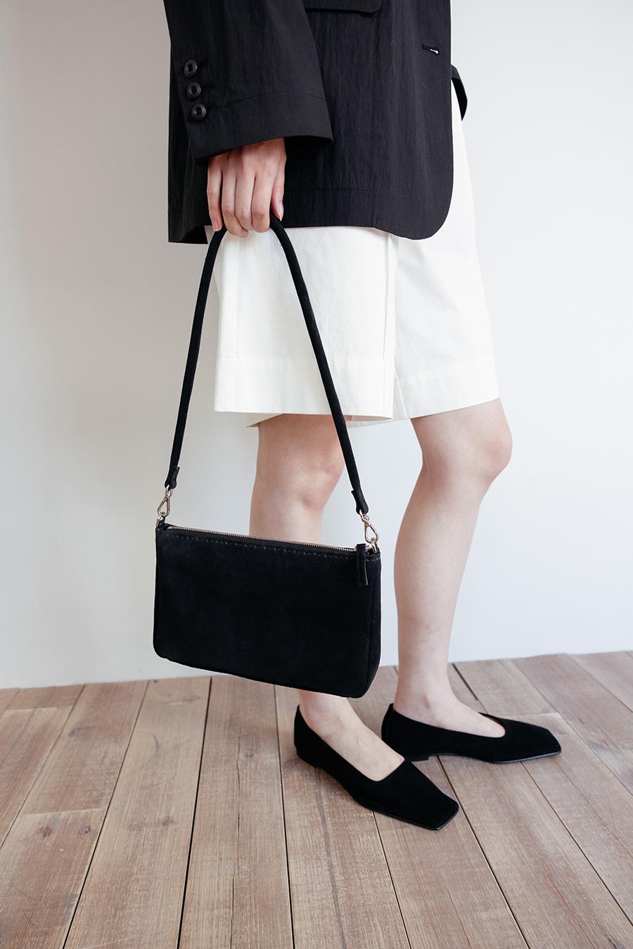 Suede Leather Strap Bag (Black)