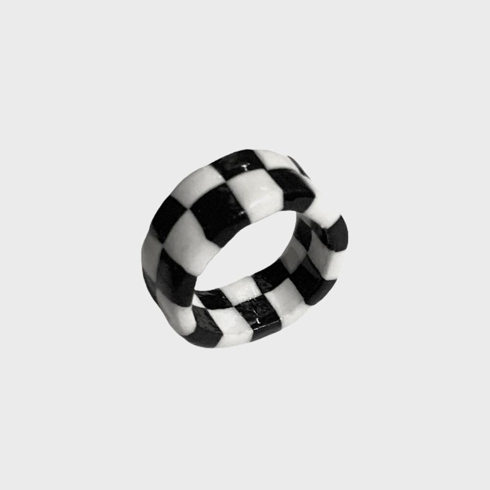 chess ring_black