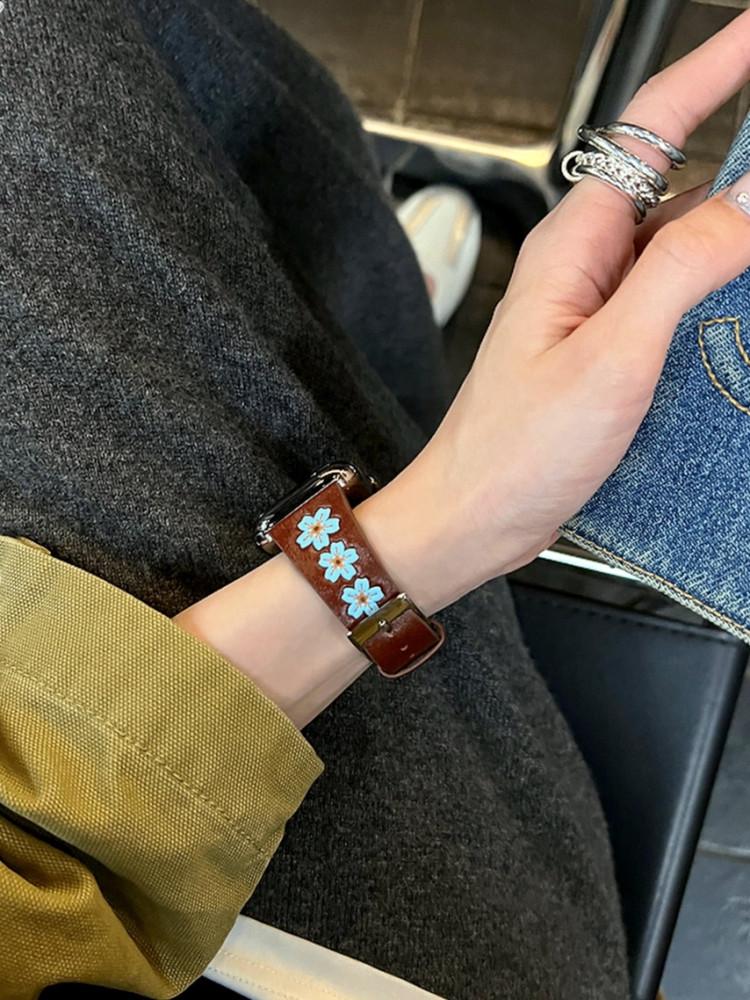 수심 Flower Leather Strap (2 color) 플라워 레더 애플워치 스트랩 브라운 가죽