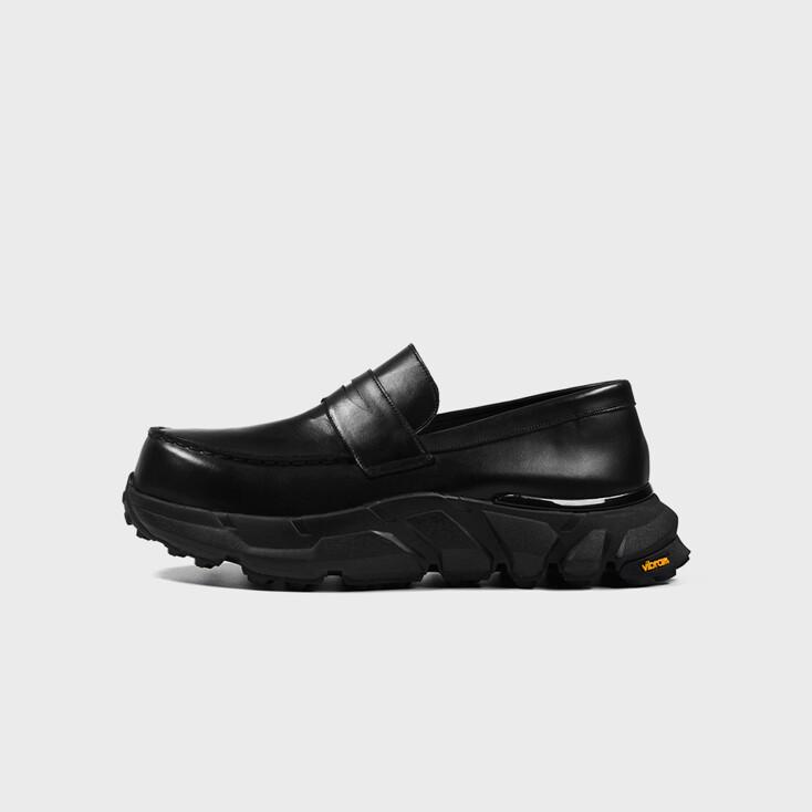 Uno, Black