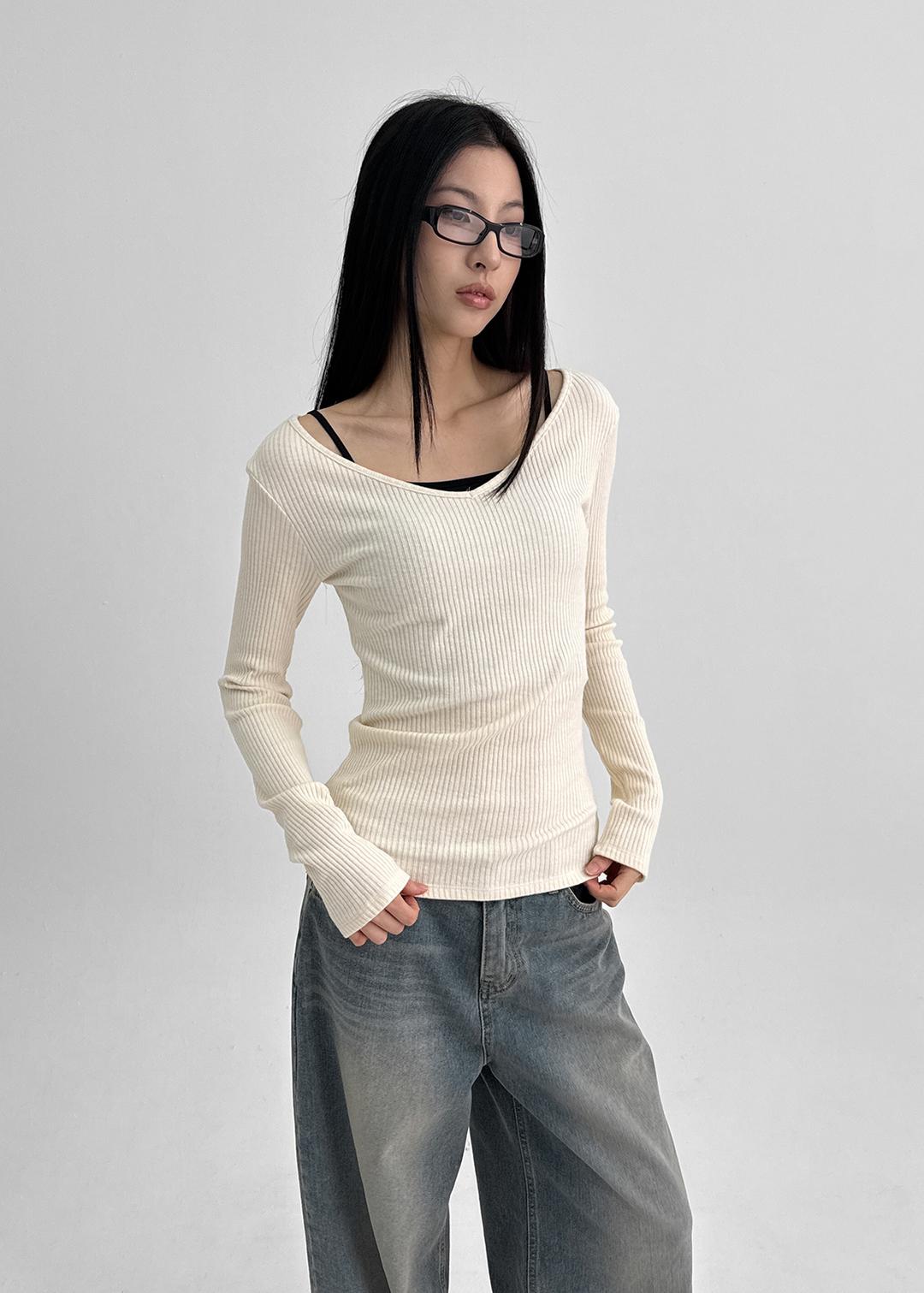 블랙업 [MADE] 루린드 브이넥 긴팔티 (F/W ver.)