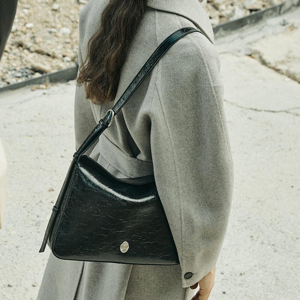 크누트 트라이앵글 블랙