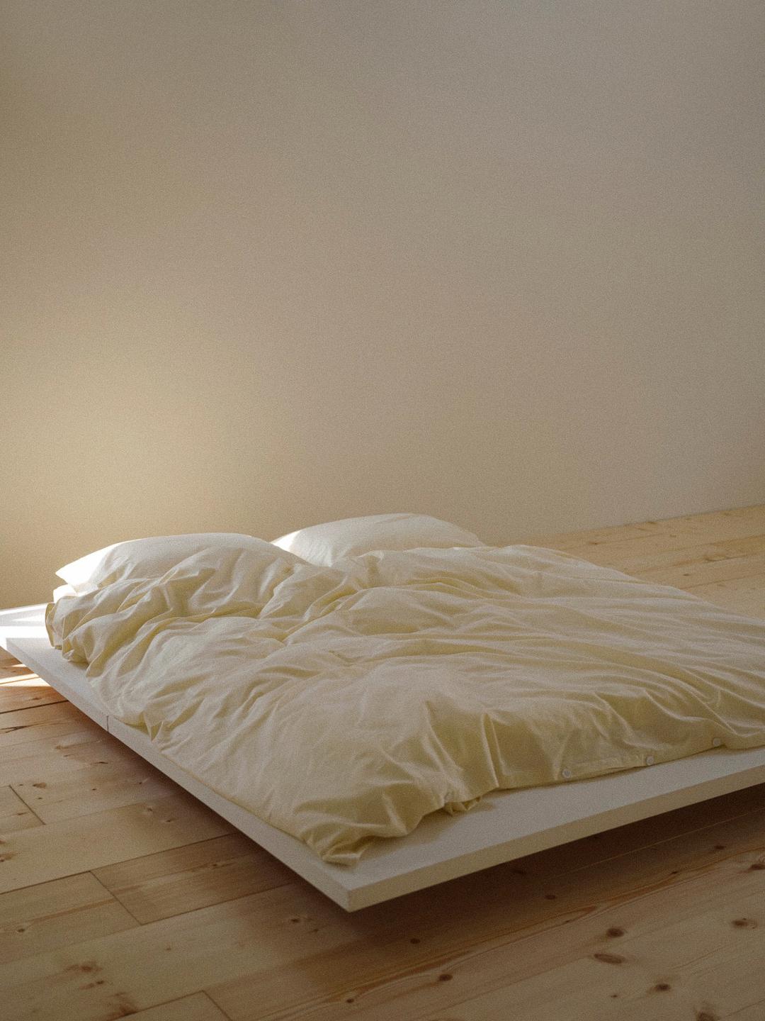 Chou-cream in Ivory