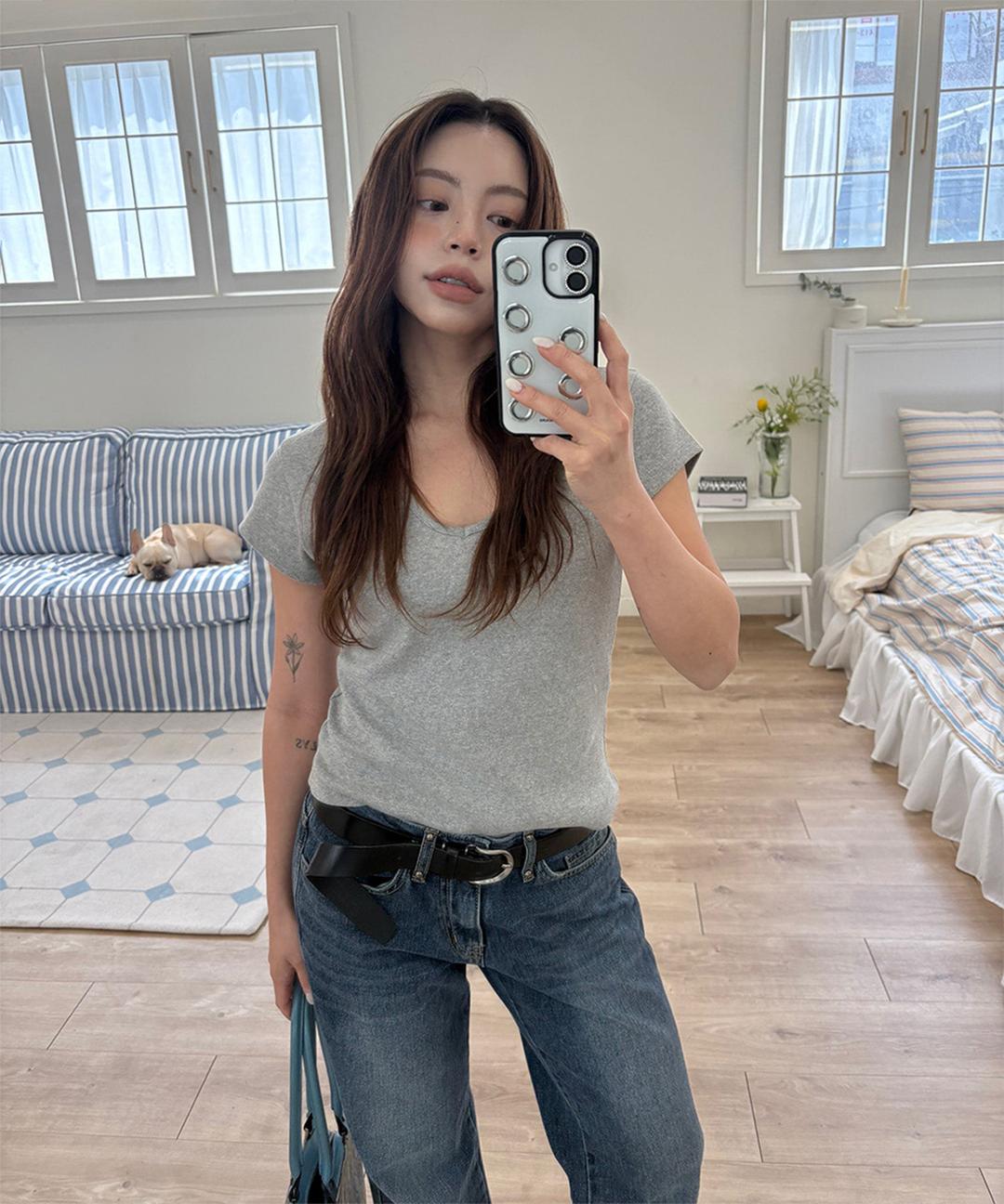 C 90S LINE SLIT NECK HALF-SLEEVE T-SHIRT_GREY