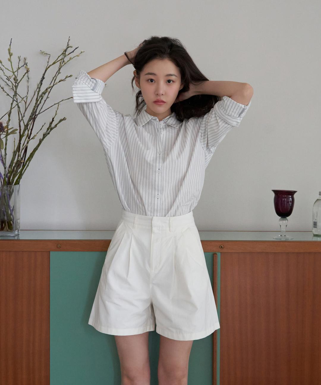 스파오 핀턱 버뮤다 쇼츠_SPTHF37G11