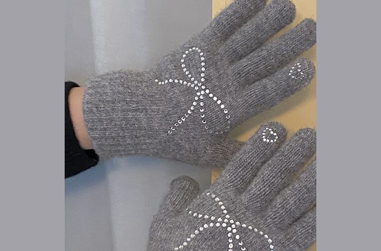 [헤이모먼트] ribbon heart gloves (gray)