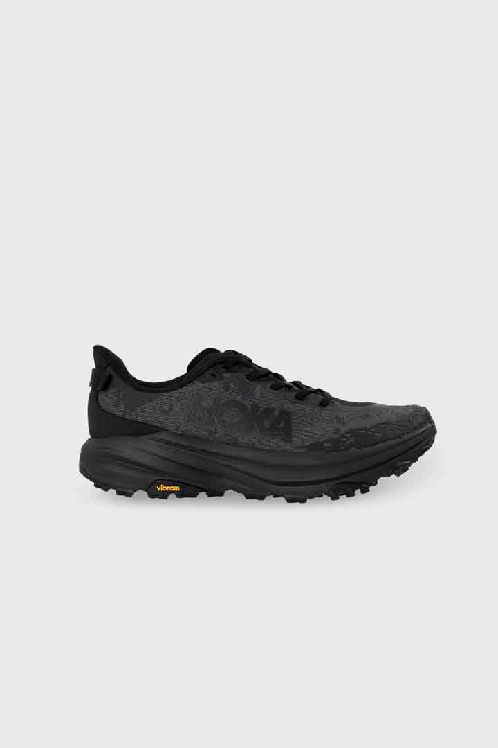 HOKA ONE ONE SPEEDGOAT 6 (BLACK/BLACK)