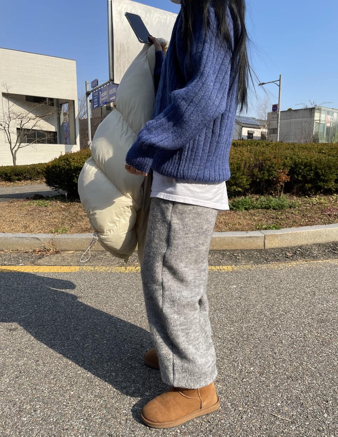 knit fluffy jogger pants