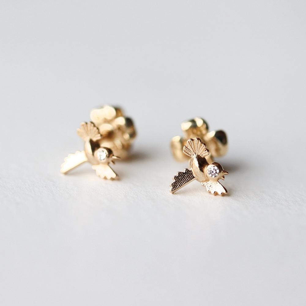 [piece] baby bird diamond earring