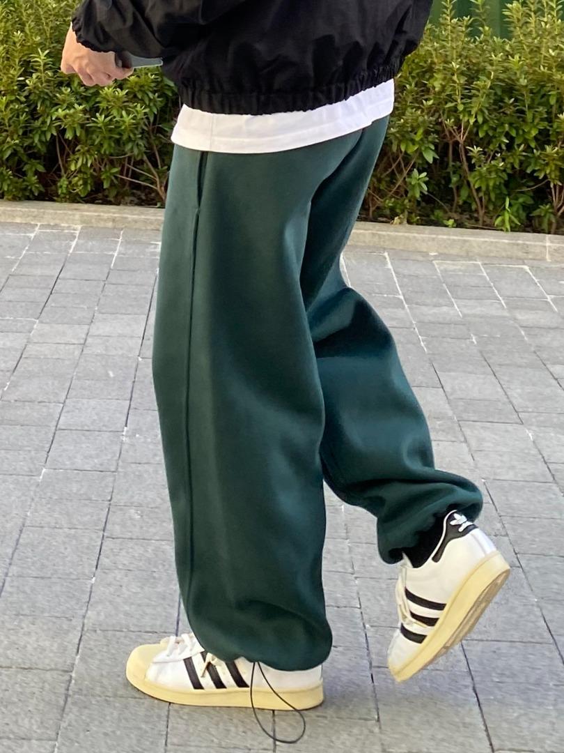 Ten string wide pants