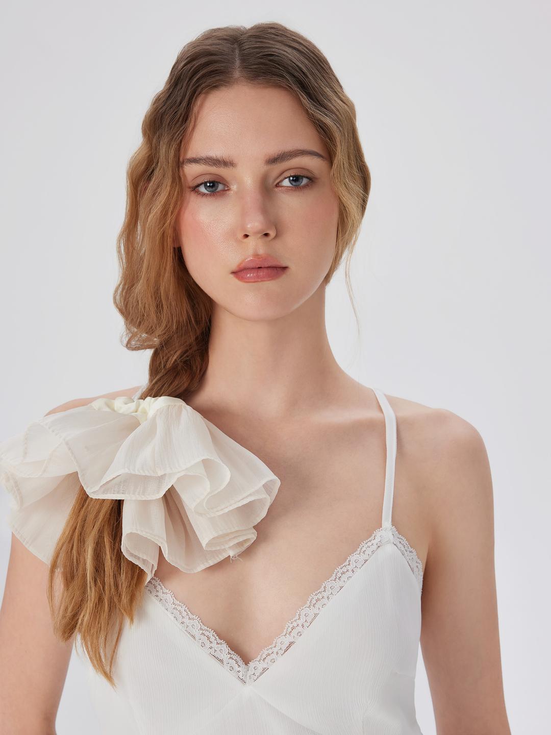 DOUBLE LAYERED HAIR SCRUNCHIE