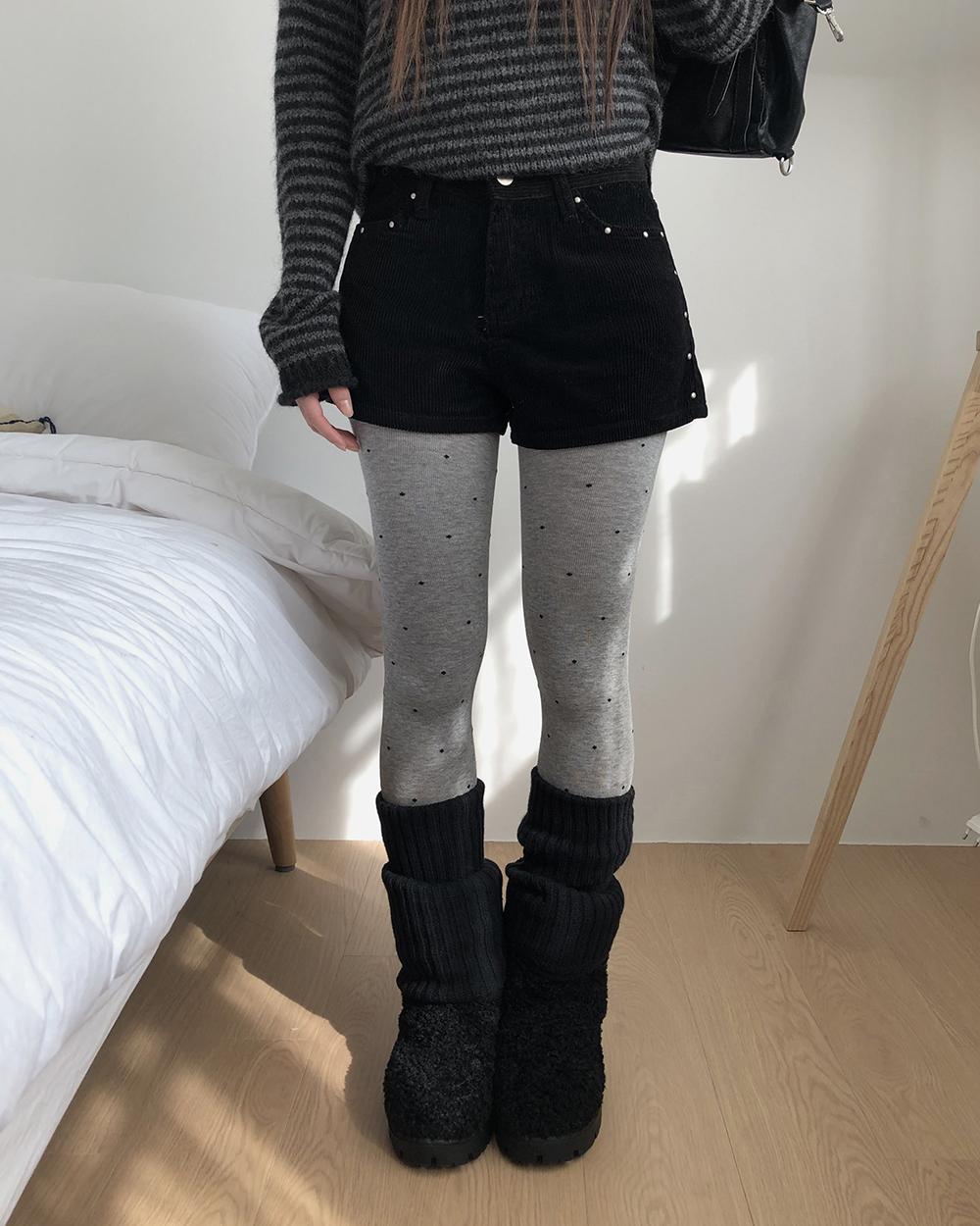 원더원더 [스터드⭐/코듀로이💗] 트단 골덴 스터드 숏 팬츠