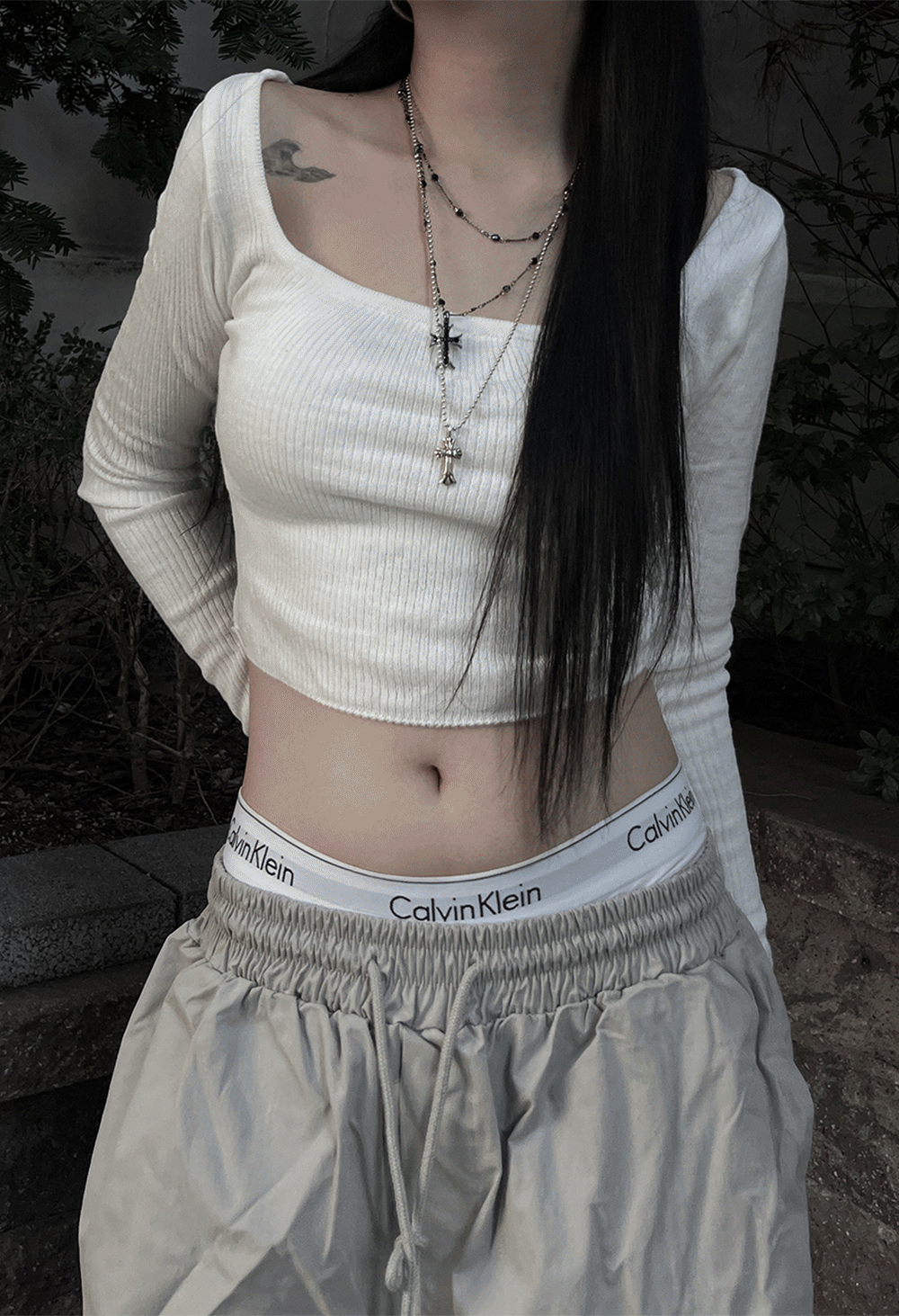 square neck crop knit T