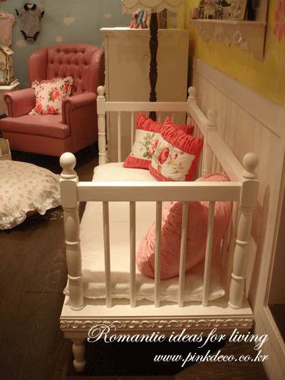 로코로 프레임 쇼파