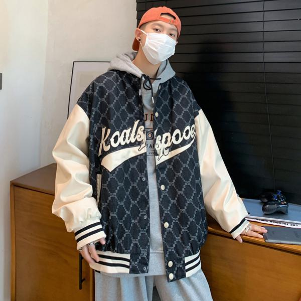 스피터 레터링 패턴 바람막이 야구 점퍼