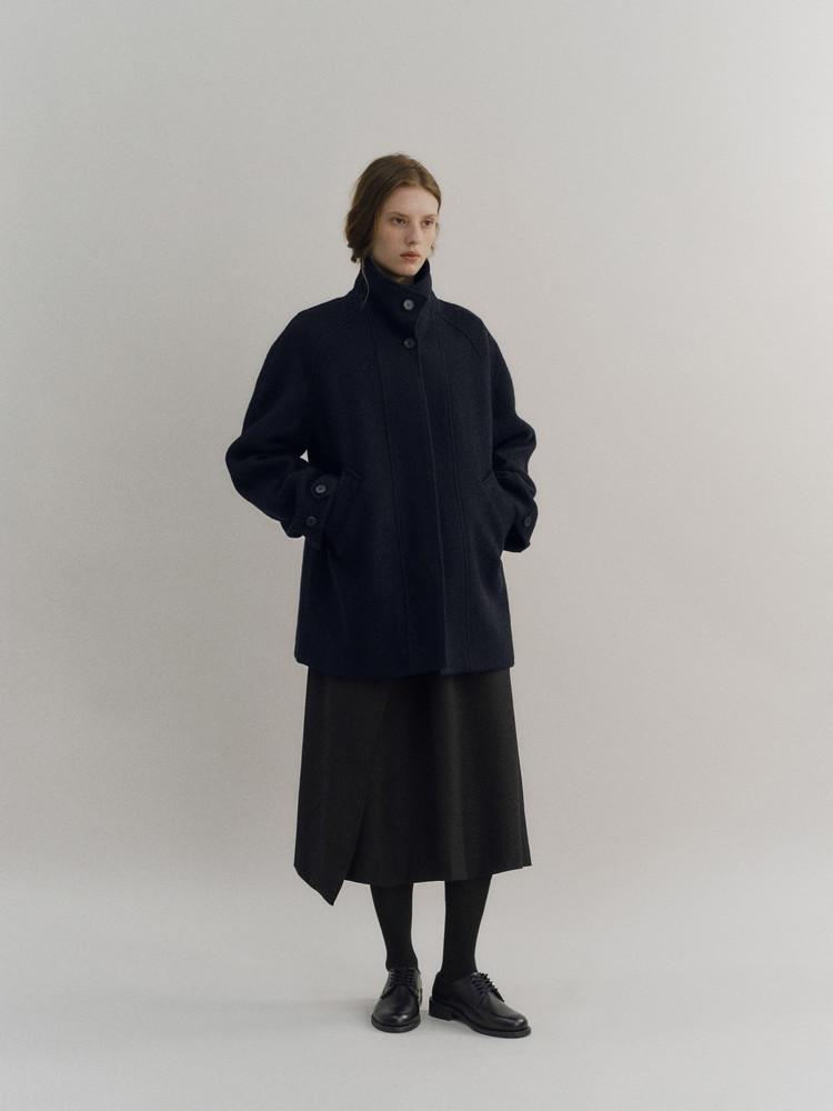 alpaca signature half coat (deep navy)
