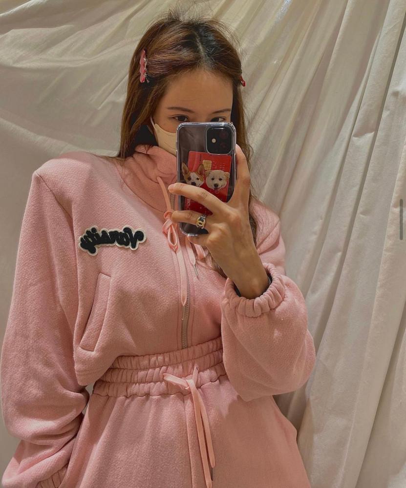 (인스타라이브방송)미엔느 솜사탕 트레이닝후드티셔츠