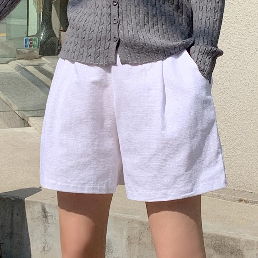 아더먼데이 [데일리룩🥯린넨50%] 핀턱에이핏 린넨 반바지 뒷밴딩 여름신상 여름반바지 휴양지룩 동남아룩 컬러팬츠 에이라인 숏팬츠