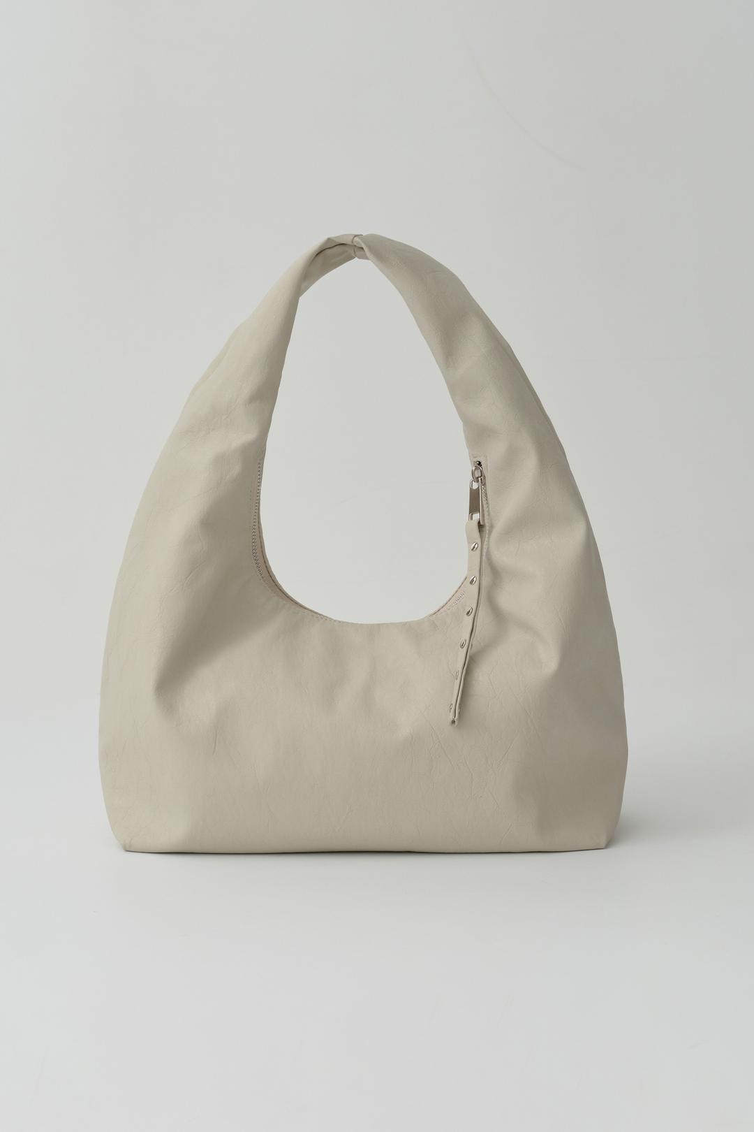 Leather Hobo Bag [Vintage Ivory]