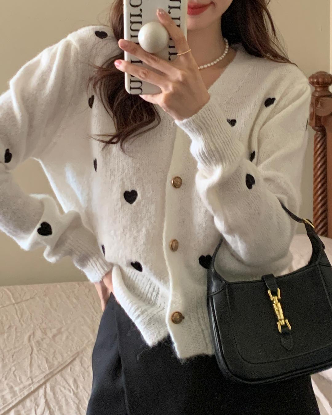 [TheOfen] 휘벤 하트 가디건 /2Color