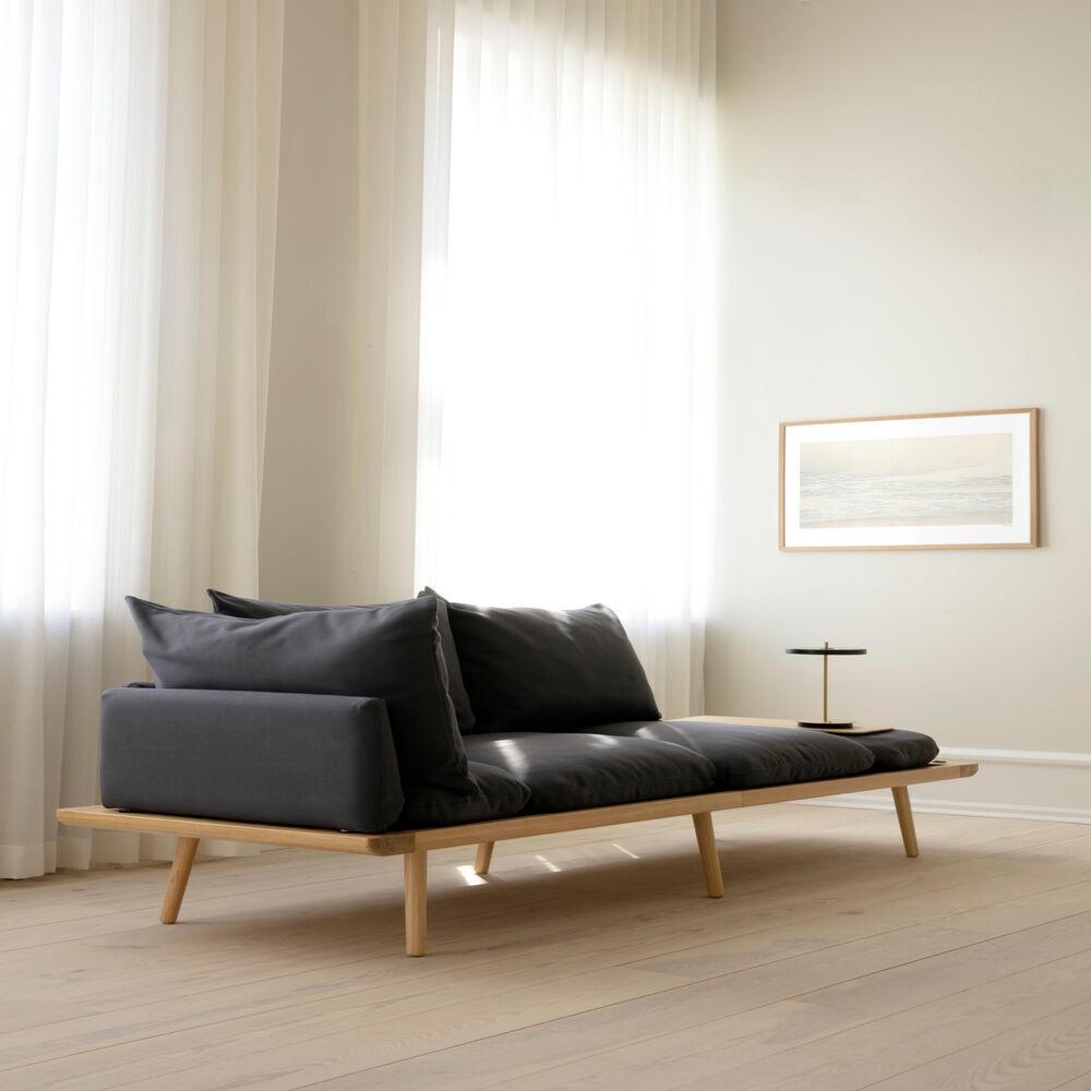 LOUNGE AROUND 3-seater