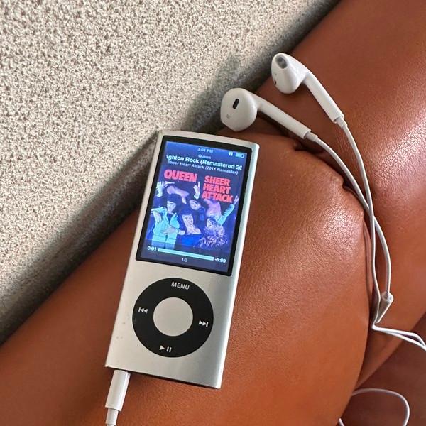 IPOD NANO 5TH